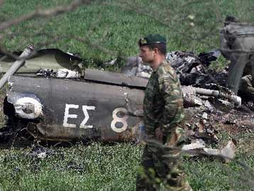 Με τιμές οι κηδείες των θυμάτων από τη συντριβή του στρατιωτικού ελικοπτέρου