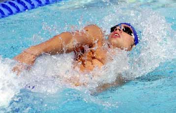 «Ασημένιος» ο Αρης Γρηγοριάδης στα 100 μέτρα ύπτιο του Αϊντχόφεν