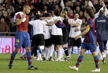 Βαλένθια-Χετάφε στον τελικό του Κυπέλλου Ισπανίας, Μπάγερν-Ντόρτμουντ στη Γερμανία