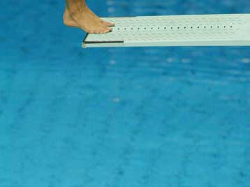 Εκτός τελικού των 3μ. Μάνος και Παπαρούνας