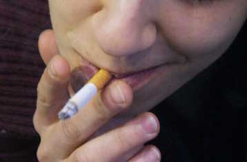 Παθητικοί καπνιστές τρία στα τέσσερα παιδιά στην Ελλάδα