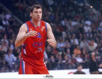 Εσπασε το… φράγμα των 600 ασίστ ο Παπαλουκάς γράφοντας ιστορία