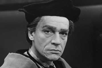 «Έφυγε» ο σπουδαίος Βρετανός ηθοποιός Πολ Σκόφιλντ