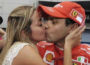 Στην pole position του Grand Prix της Μαλαισίας ο Μάσα, αλλαγή στις θέσεις εκκίνησης