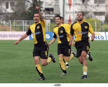 Σημαντική νίκη για Ηλυσιακό, μία θέση πάνω από τη ζώνη υποβιβασμού η Καλαμάτα