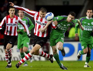 «Τριάρα» από την Αϊντχόφεν που περιμένει πλέον το… δώρο της από την Τβέντε