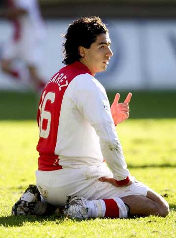 «Δώρο» της Τβέντε στην Αϊντχόφεν που πλησίασε ακόμα πιο πολύ στον τίτλο