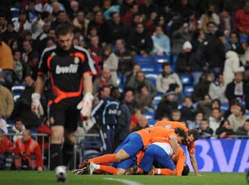 Πασχαλιάτικη λαμπάδα… άναψε η Μπαρτσελόνα στη Βαλένθια