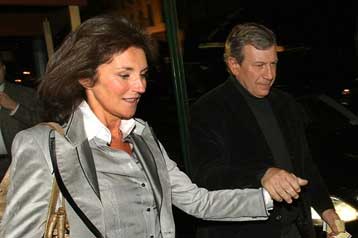 Γάμος στη Νέα Υόρκη και για την πρώην σύζυγο του Νικολά Σαρκοζί