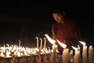 Γαλλία και ΗΠΑ καλούν την Κίνα σε διάλογο με το Δαλάι Λάμα