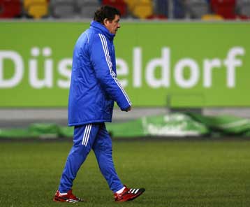 Δυνατό τεστ με μνήμες 2004 για την Εθνική