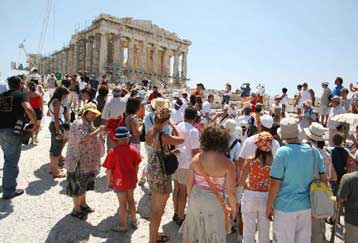 Αμεση δράση κατά της οικονομικής κρίσης ζητά η Πανελλήνια Ομοσπονδία Ξενοδόχων