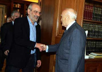 Θέμα συνταγματικότητας του ασφαλιστικού νομοσχεδίου έθεσε επισήμως ο Αλ.Αλαβάνος