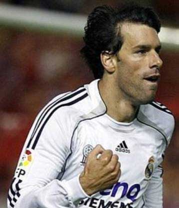 Η Ρεάλ παίρνει Ντρογκμπά και ανοίγει τον δρόμο του Φαν Νίστελροϊ για Μιλάνο