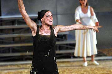 Τη Δευτέρα η απονομή των θεατρικών βραβείων «Χορν» και «Μερκούρη»