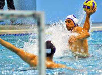 Περίπατος του Ολυμπιακού, 18-4 τη ΝΕ Πατρών