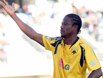 Εκτός ΑΕΚ μέχρι τη Δευτέρα ο Καλόν, κλήθηκε σε απολογία