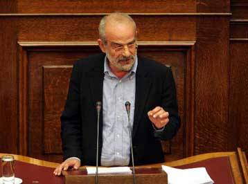 Απορρίπτει τα περί «κόλπων εντυπωσιασμού» ο Αλ.Αλαβάνος