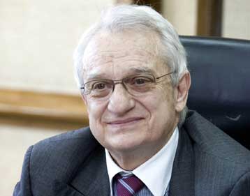 Επί τάπητος η επέκταση του συμφώνου συμβίωσης και στα ομόφυλα ζευγάρια