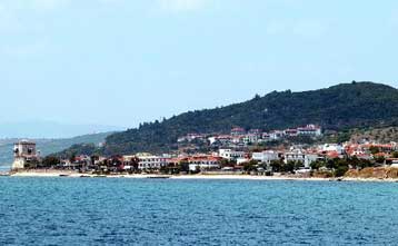 Αποκλεισμός του λιμανιού της Ουρανούπολης από κατοίκους και αλιείς της Χαλκιδικής