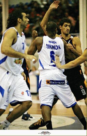 Ολύμπια νίκη, Κολοσσιαία πτώση μετά το 76-66 στη Νεάπολη