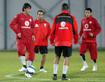 Ετοιμοπόλεμος ο Ολυμπιακός για το ντέρμπι με την ΑΕΚ