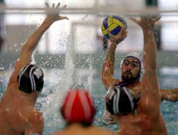 «Αντίο» με το κεφάλι ψηλά από τη Γλυφάδα, με την ομάδα των νέων έπαιξαν τα Χανιά