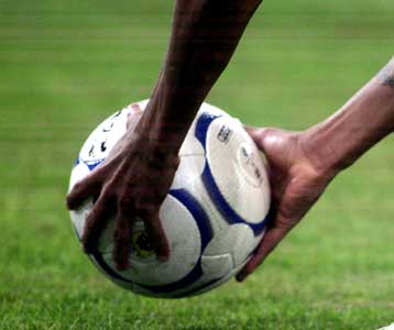 Ο δρόμος για τον τίτλο περνά από το ΟΑΚΑ με το βλέμμα και στη Λεωφόρο