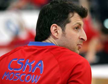 Καλύτερη η ΤΣΣΚΑ από τον Ολυμπιακό, σύμφωνα με τον Παπαλουκά