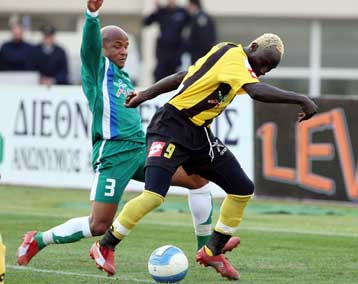 Ογκουν – σωτήρης και Κοιλιάρας τις «μπαλωθιές» παραμονής, 2-1 τον Λεβαδειακό