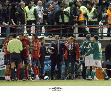 Ο Πεσέιρο βλέπει τον Παναθηναϊκό πρώτο στο χορτάρι, σε… τιμωρία ο Τζιμπούρ