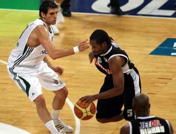 Εισιτήρια για το ματς με την ΑΕΛ θέλει ο ΠΑΟΚ, σε απολογία ο Γκιλέσπι