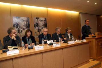 Κυκλοφόρησε από το ΕΚΕΒΙ το επετειακό λεύκωμα για τον Μ.Καραγάτση