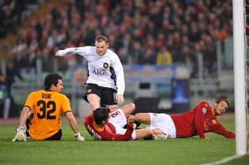 «Διπλά» πρόκρισης για Μάντσεστερ Γιουνάιτεντ και Μπαρτσελόνα