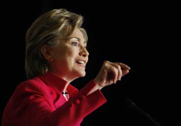 Θα παλέψω σαν τον Ρόκι για το χρίσμα, λέει η Χίλαρι Κλίντον