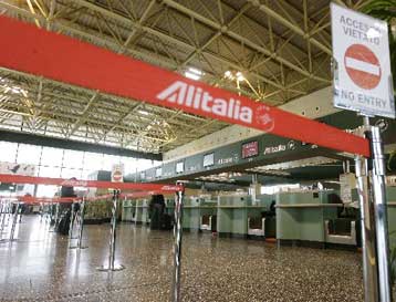 «Ναυάγιο» στην εξαγορά της Alitalia από την Air France