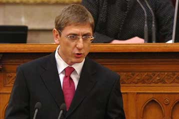 Κυβέρνηση μειοψηφίας προτίθενται να σχηματίσουν οι Σοσιαλιστές στην Ουγγαρία