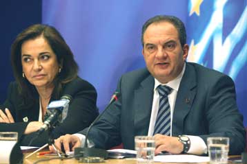 Με «πιάτο» το ελληνικό βέτο στην ΠΓΔΜ το δείπνο των ηγετών του ΝΑΤΟ