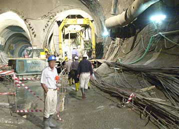 Έτοιμη η σήραγγα της επέκτασης της γραμμής του Μετρό προς Περιστέρι