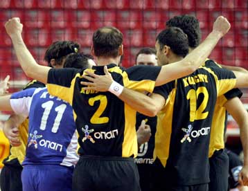 Μετ εμποδίων τα πλέι άουτ