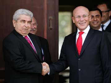 Ο τουρκικός στρατός, υπεύθυνος για την παραβίαση στην οδό Λήδρας λέει ο Δ.Χριστόφιας