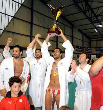 Ο Ολυμπιακός κατέκτησε το Κύπελλο με 10-4 επί του Πανιωνίου