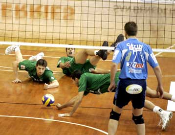 Πρεμιέρα στους ημιτελικούς των πλέι οφ