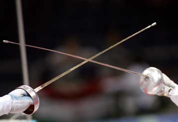 Κόντρα κυβέρνησης- Αντιπολίτευσης-κοινωνικών εταίρων για την εθνική σύμβαση εργασίας