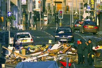 Σε δίκη πέντε κατηγορούμενοι για την βομβιστική επίθεση του IRA στο Όμαχ