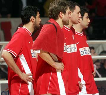 Στη Μόσχα ο Ολυμπιακός αλλά χωρίς Ματσιγιάουσκας και Βασιλειάδη