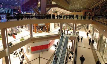 Λουκέτο για ένα στα δέκα μικρά καταστήματα από το 1993