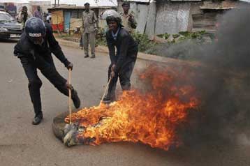Επεισόδια μετά την εμπλοκή στη διαπραγμάτευση για κοινή διακυβέρνηση στην Κένυα