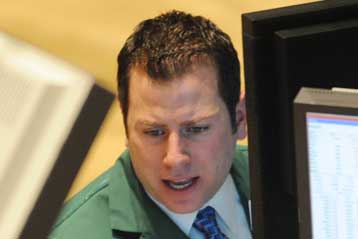 Αρνητική εικόνα σε Γουόλ Στριτ και ευρωπαϊκά χρηματιστήρια την Τρίτη