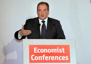 Συνεργασία για την εξεύρεση λύσης άμεσα ζητά από την ΠΓΔΜ ο πρωθυπουργός